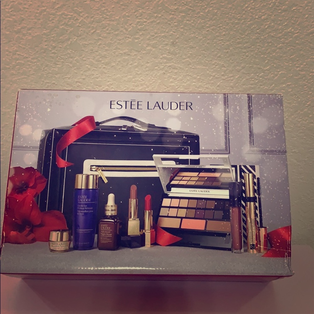 Esttee Lauder